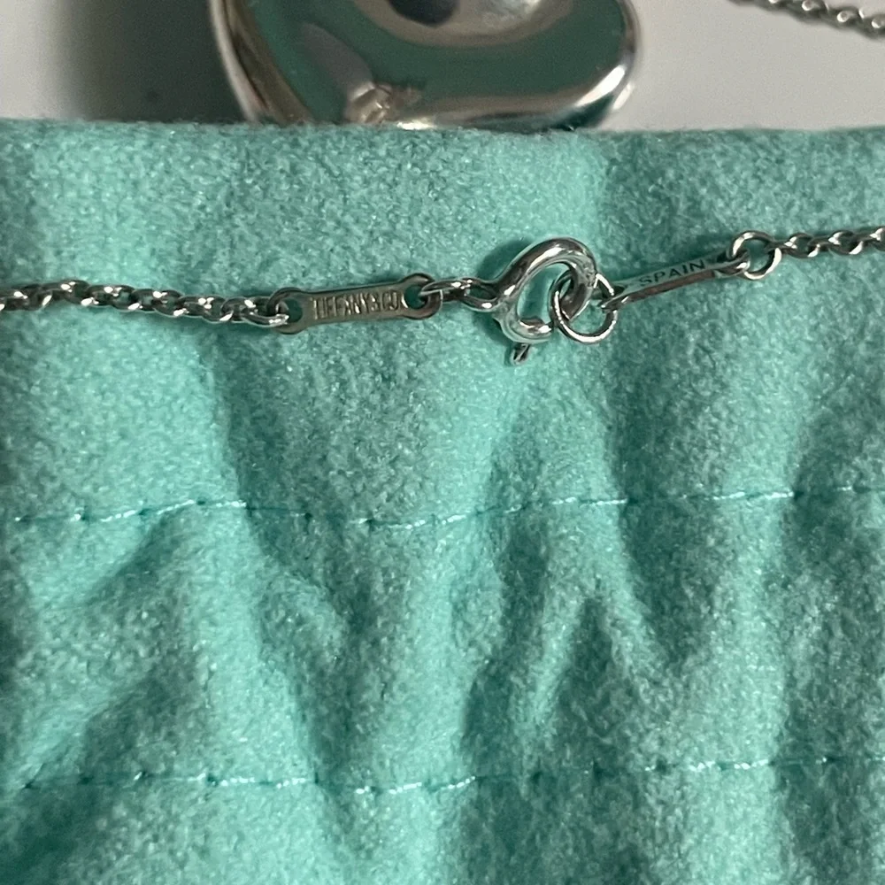 Tiffany & Co. full heart necklace - Picture 3 of 4